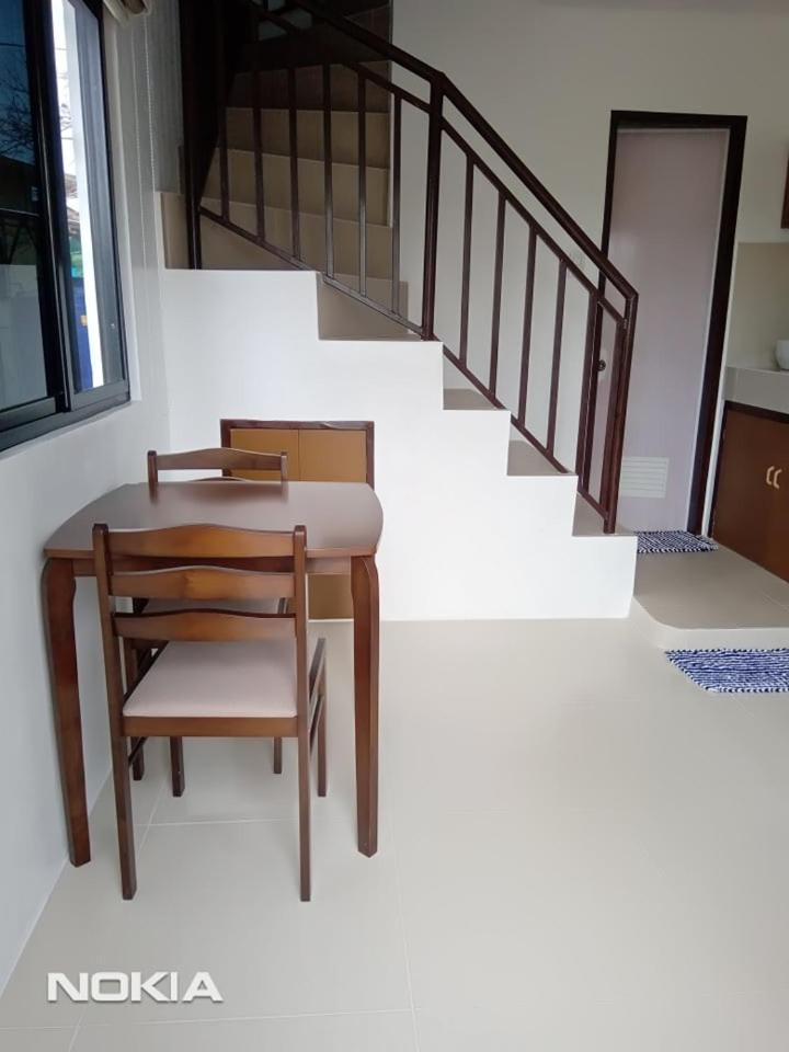 Grae'S Apartelle Moalboal Bagian luar foto