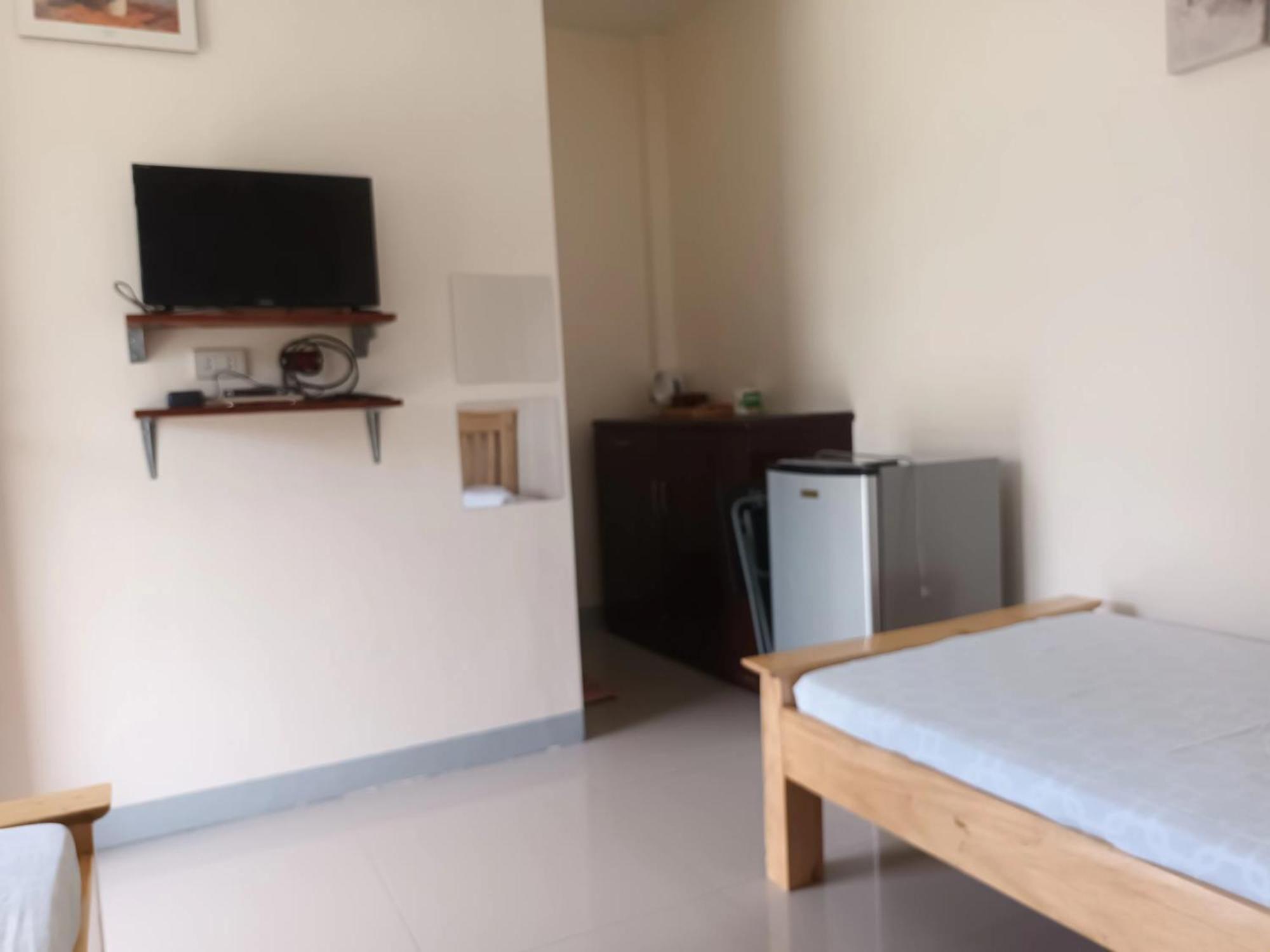 Grae'S Apartelle Moalboal Bagian luar foto