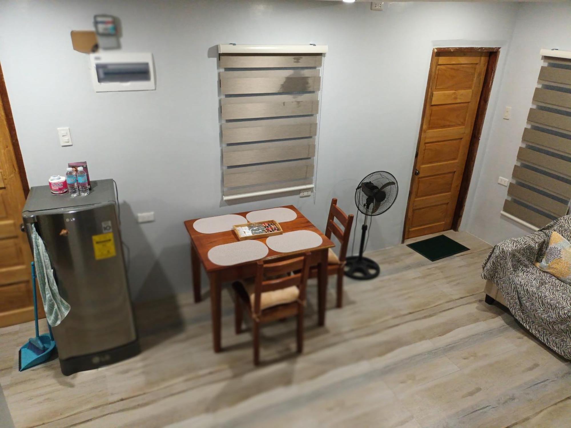 Grae'S Apartelle Moalboal Ruang foto