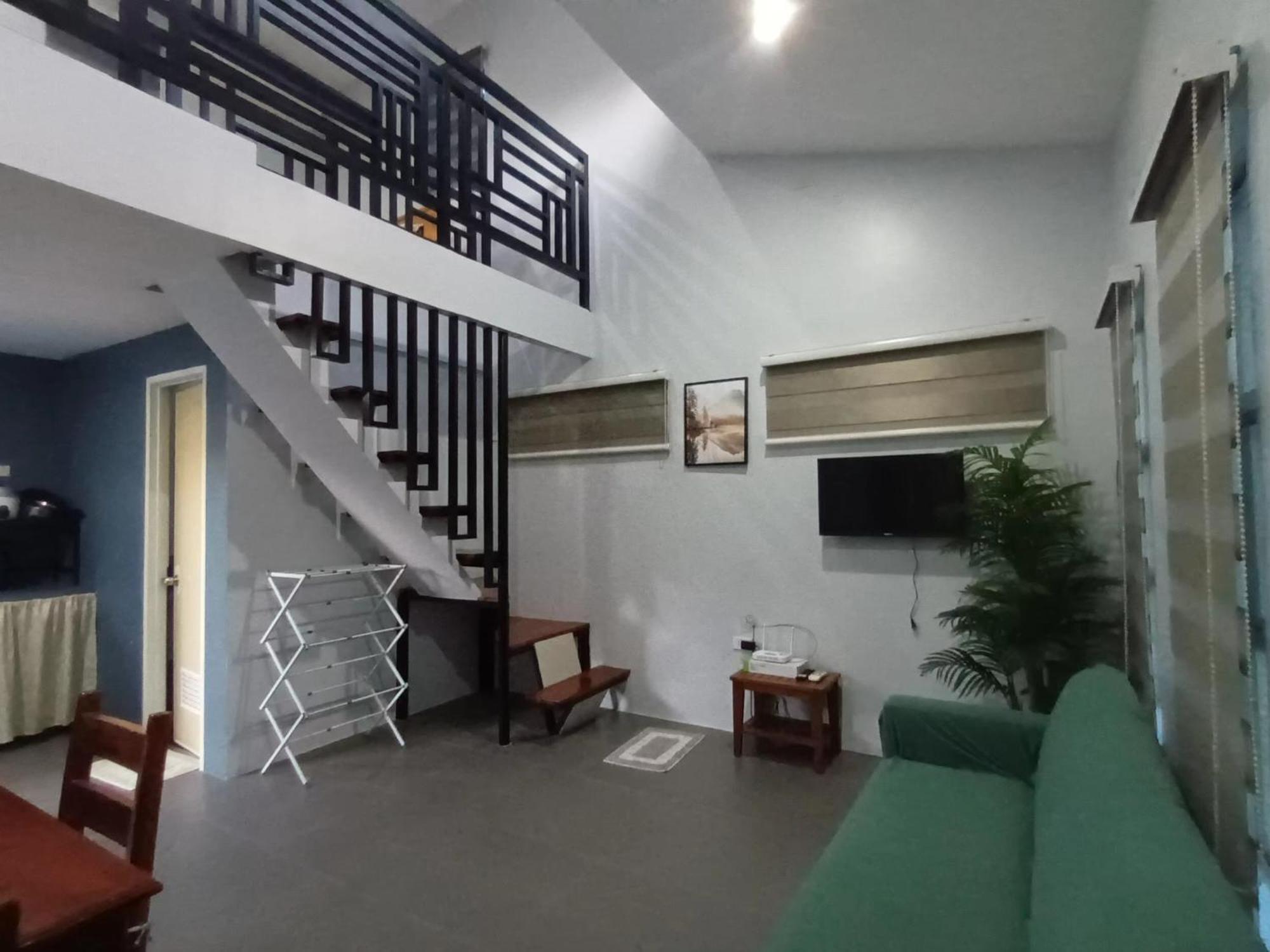 Grae'S Apartelle Moalboal Bagian luar foto