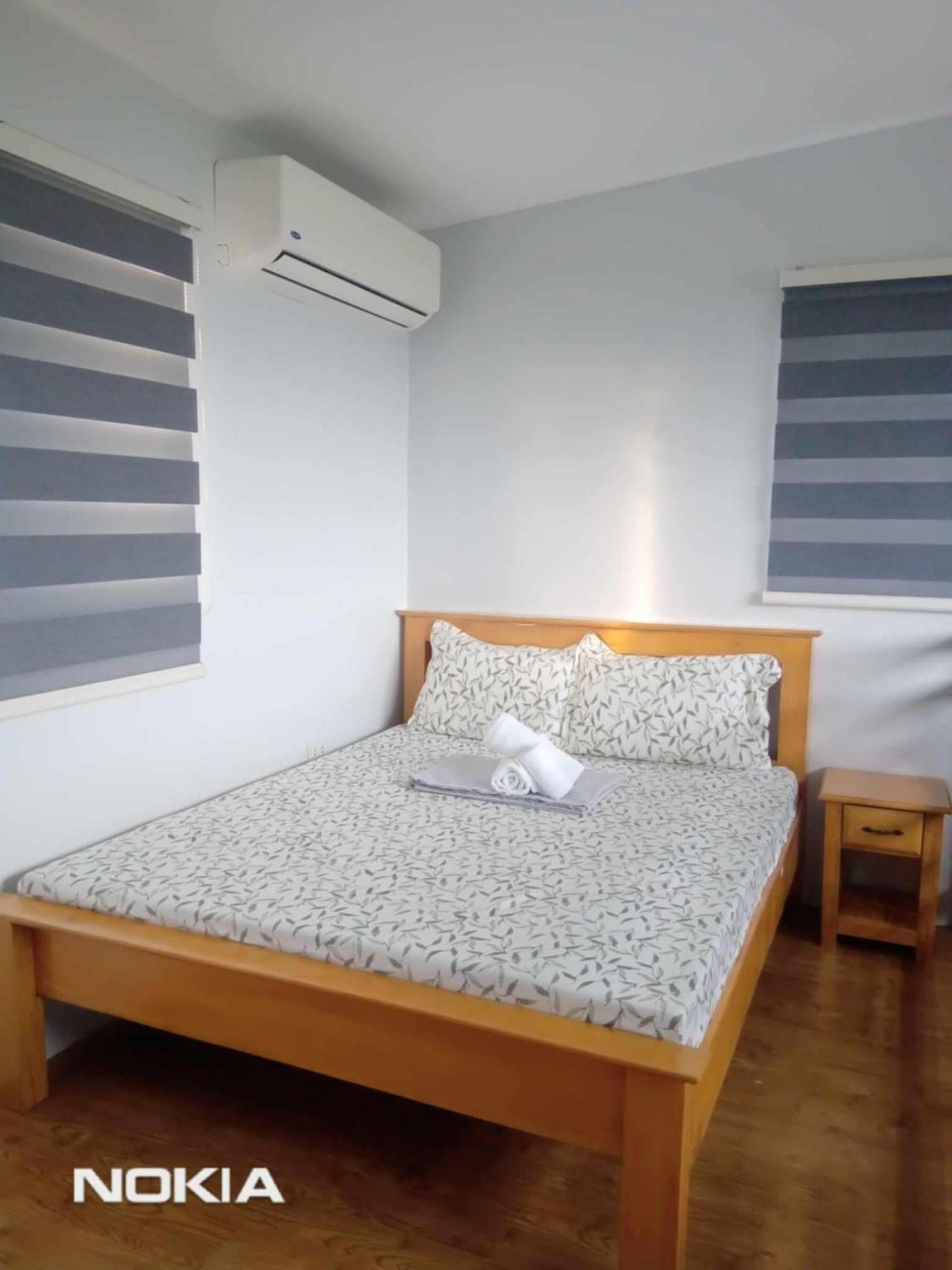 Grae'S Apartelle Moalboal Bagian luar foto
